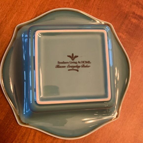 Southern Living at Home Tuscan Everyday Baker - Picture 2 of 6